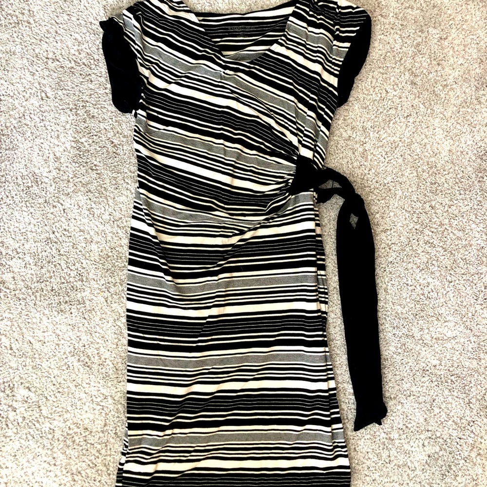 Black and white maternity dress
